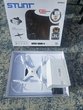 Wi‑Fi Drone with White VR Headset and Controllers
